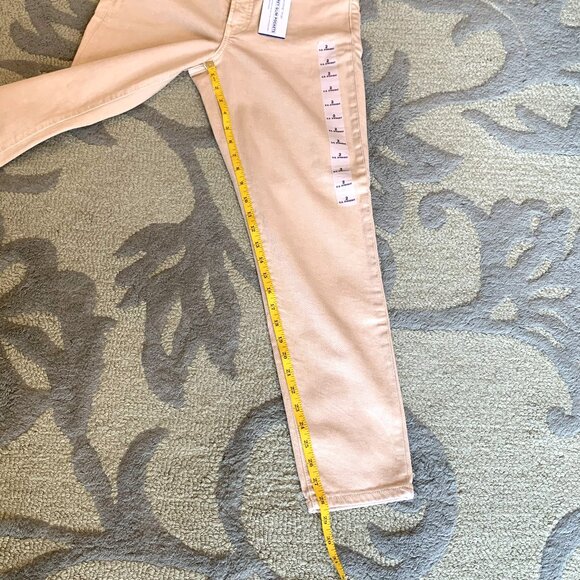 NWT Old Navy Beige Pants. Straight Leg High Rise Women Size 2 Pockets - Picture 6 of 12